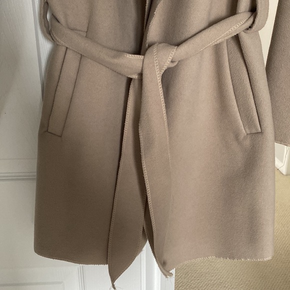 Boohoo Coat - Picture 2 of 4